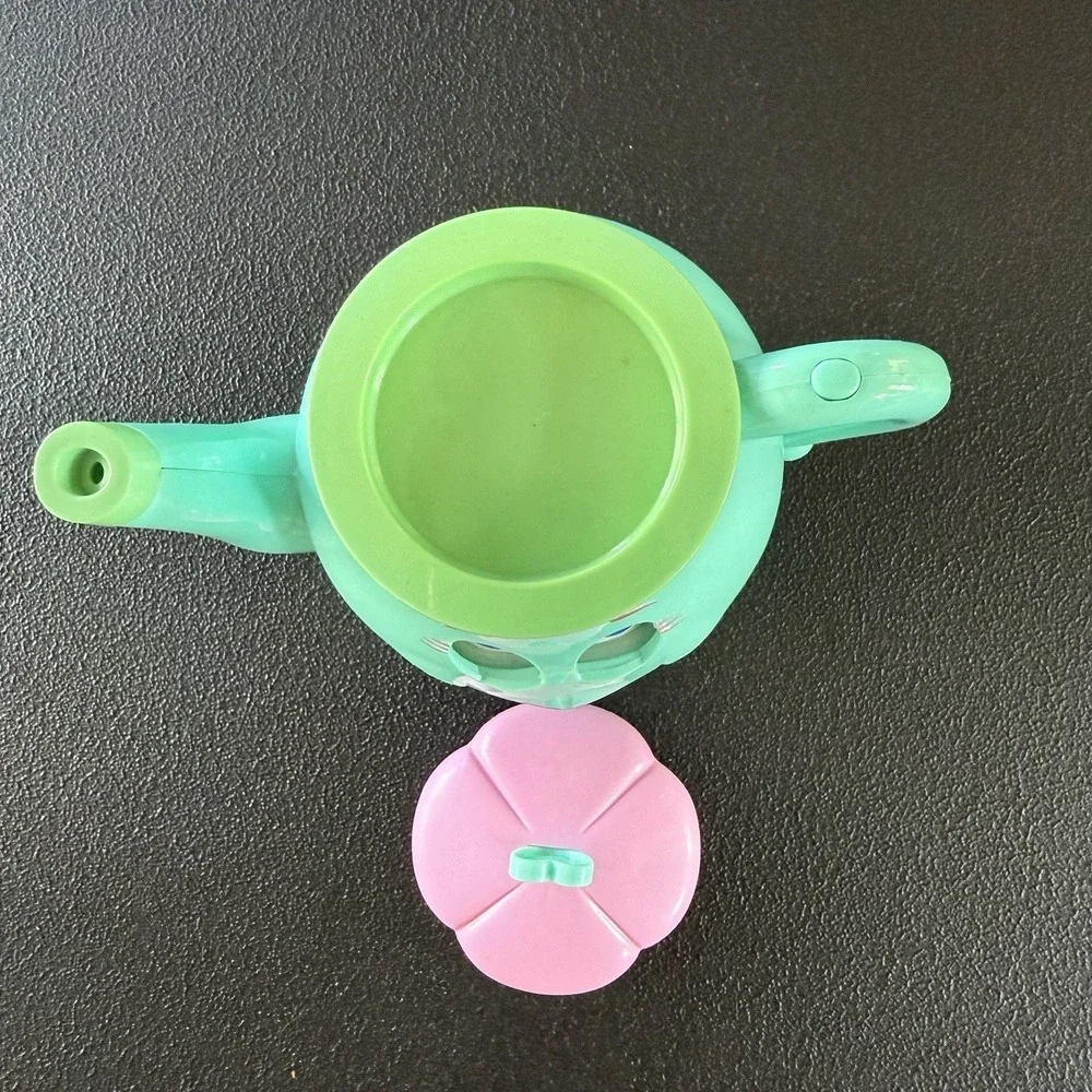 Vintage 2003 MMTL Talking Teapot Toy Mint Green Pink Heart Lid Animated Face